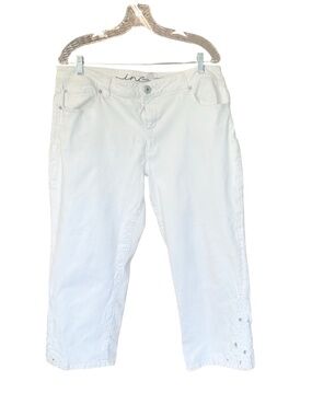I.N.C. Woman's White Denim Jeans Crop - CutOut/Embroidered @ Hemline Size 16
